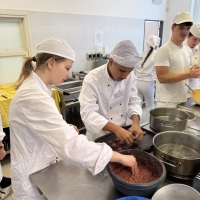 Media-2025-11-02T215011.124